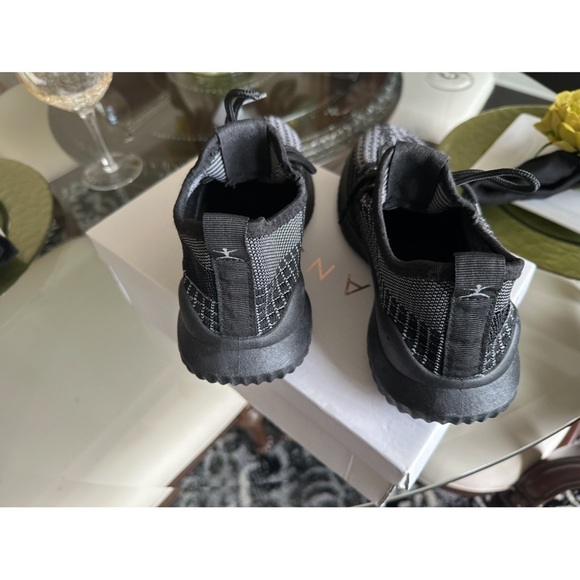 Meet your Posher, Linda - Picture 4 of 6